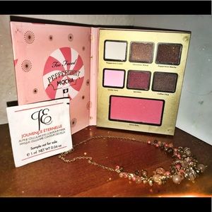 TOO FACED peppermint mocha eyeshadow palette